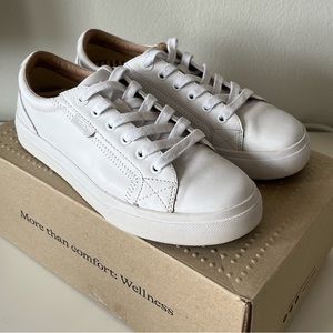 Taos 7.5 Plim Soul Lux sneaker in white leather